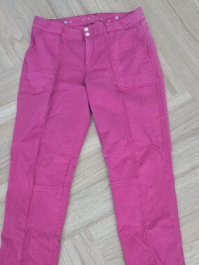 WHITE HOUSE BLACK MARJET Women’s Straight Pink CROP Jeans 4